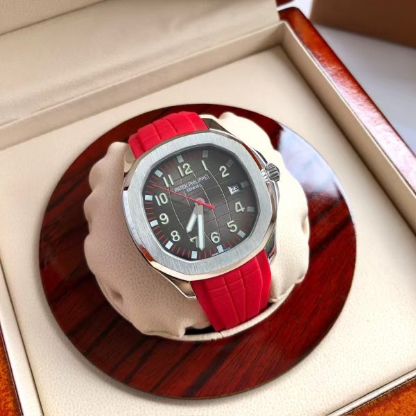 Patek Philippe Aquanaut 5167A: Steel King Reloaded(No diamonds)