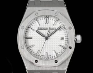 Audemars Piguet Royal Oak Collection Ref. 77350 & 77351 Self-winding Ladies' Watch