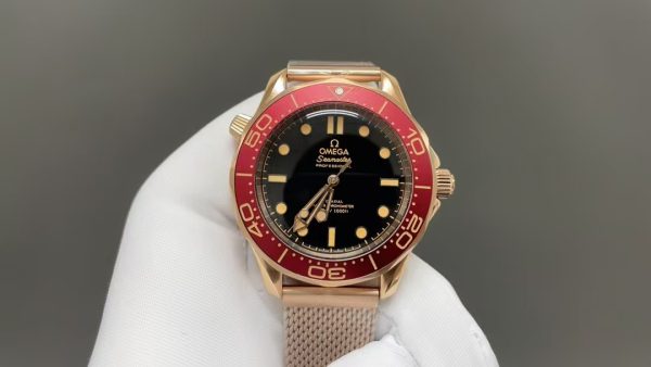 OMEGA SEAMASTER 300M "NO TIME TO DIE" EDITION