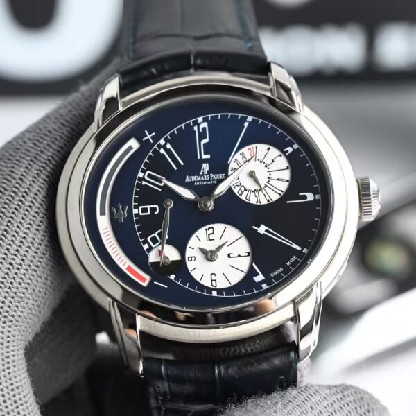 👑 AP Millenary 26150OR✨ Crafted for the Discerning Gentleman!
