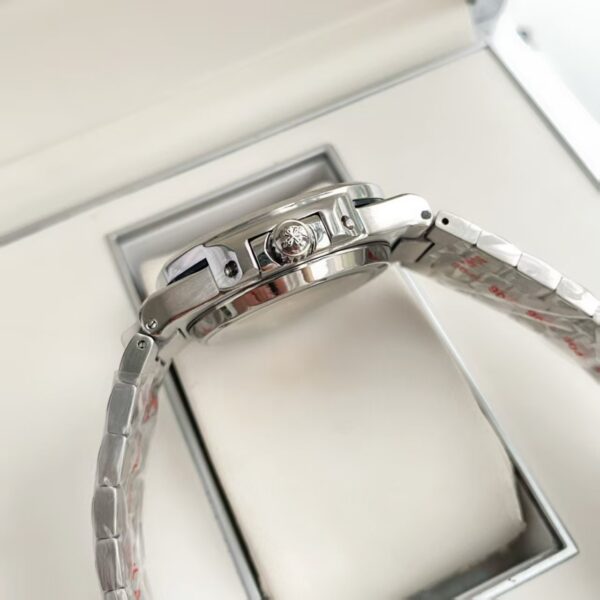 🔥 UPGRADED BESTSELLER [👉] Nautilus Men's Watch 😍