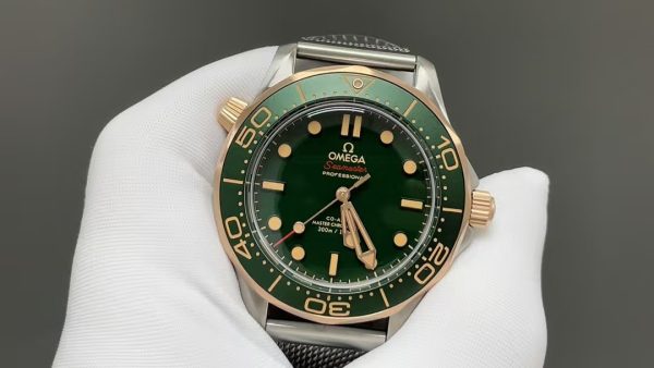 OMEGA SEAMASTER 300M "NO TIME TO DIE" EDITION