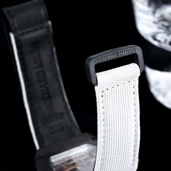 f6d46b50512104f4c05314b58e9a3f30 Richard Mille RM047