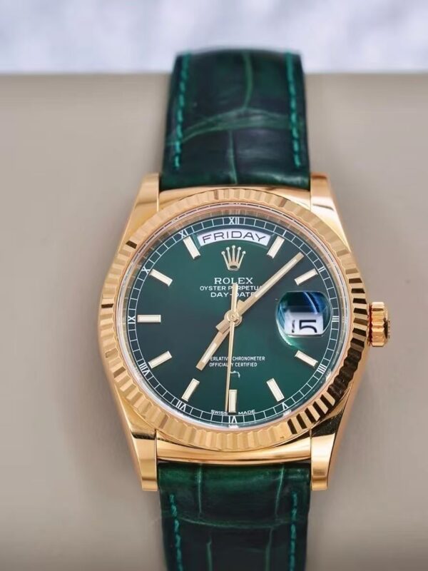 The 36mm Yellow Gold Green Dial! Rolex Day-Date 118138 is Truly Stylish