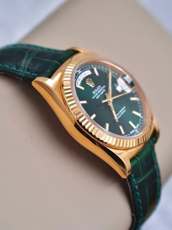 The 36mm Yellow Gold Green Dial! Rolex Day-Date 118138 is Truly Stylish